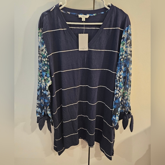 Westbound Navy Tunic with Floral Blue Sleeves - Picture 1 of 7